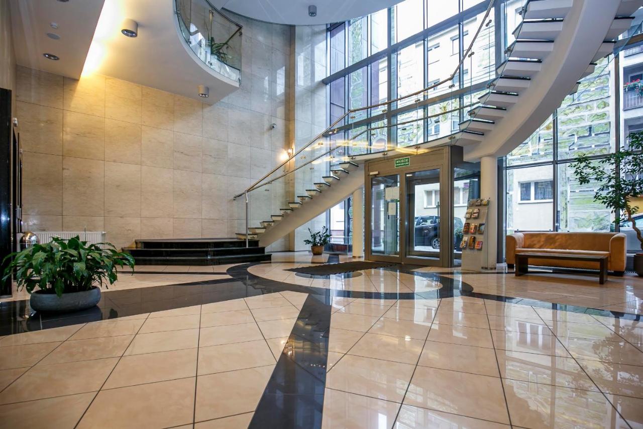 Apartament Centrum Krawiecka 2 Wrocław Buitenkant foto
